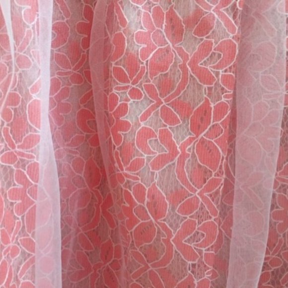 ✨Host Pick✨ L'EST ROSE Floral Pink Mini Skirt Size M - Picture 2 of 2